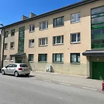 City Center & Airport Stay